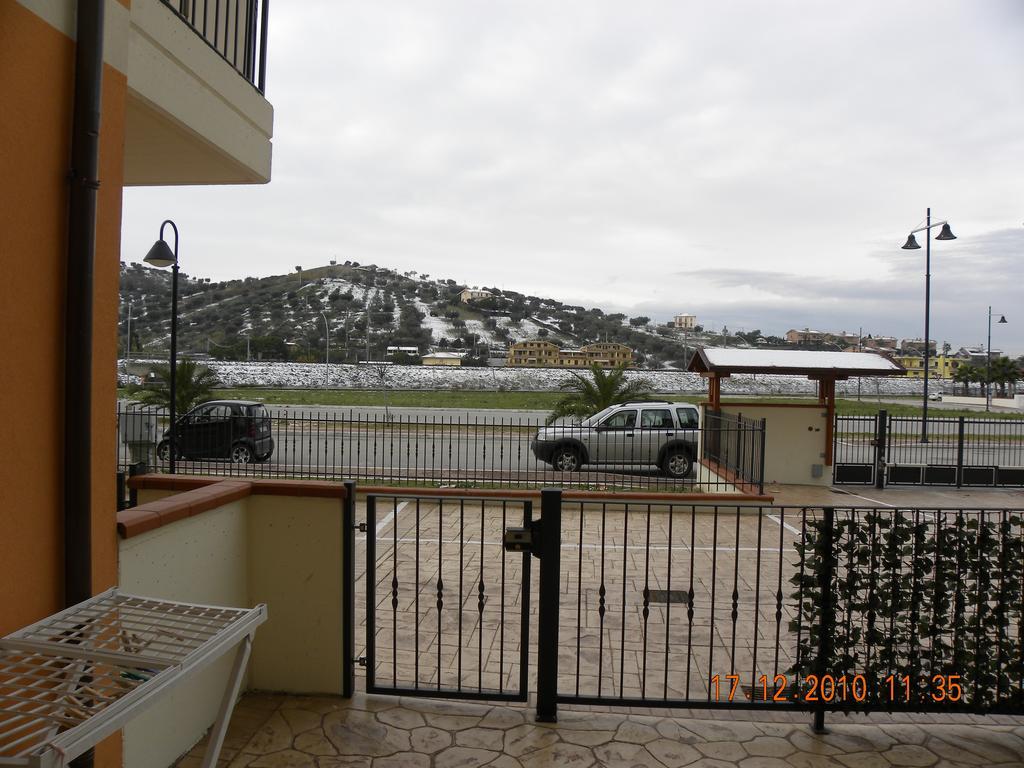 Alba D'Abruzzo Bed And Breakfast Алба Адриатика Екстериор снимка