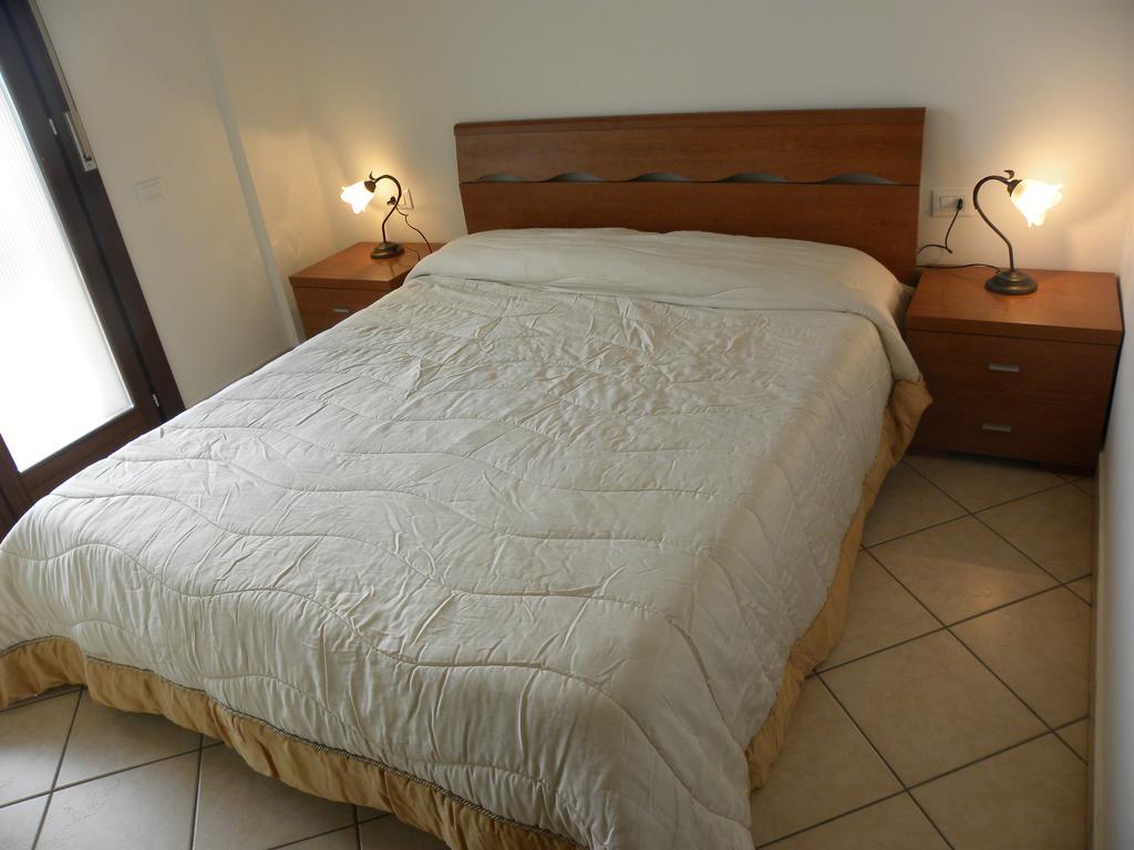 Alba D'Abruzzo Bed And Breakfast Алба Адриатика Екстериор снимка