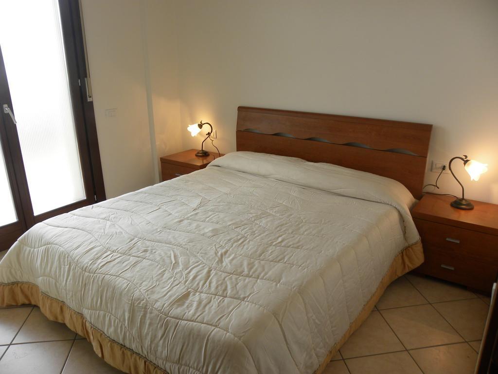 Alba D'Abruzzo Bed And Breakfast Алба Адриатика Екстериор снимка